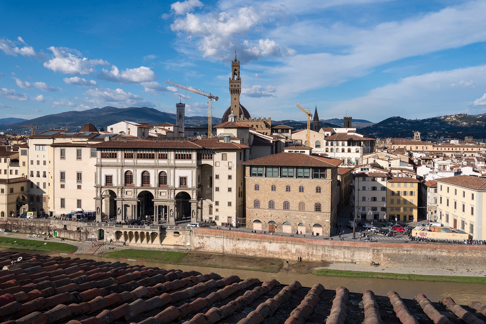 See the Tower of Palazzo Vecchio and Brunelleschi's dome.