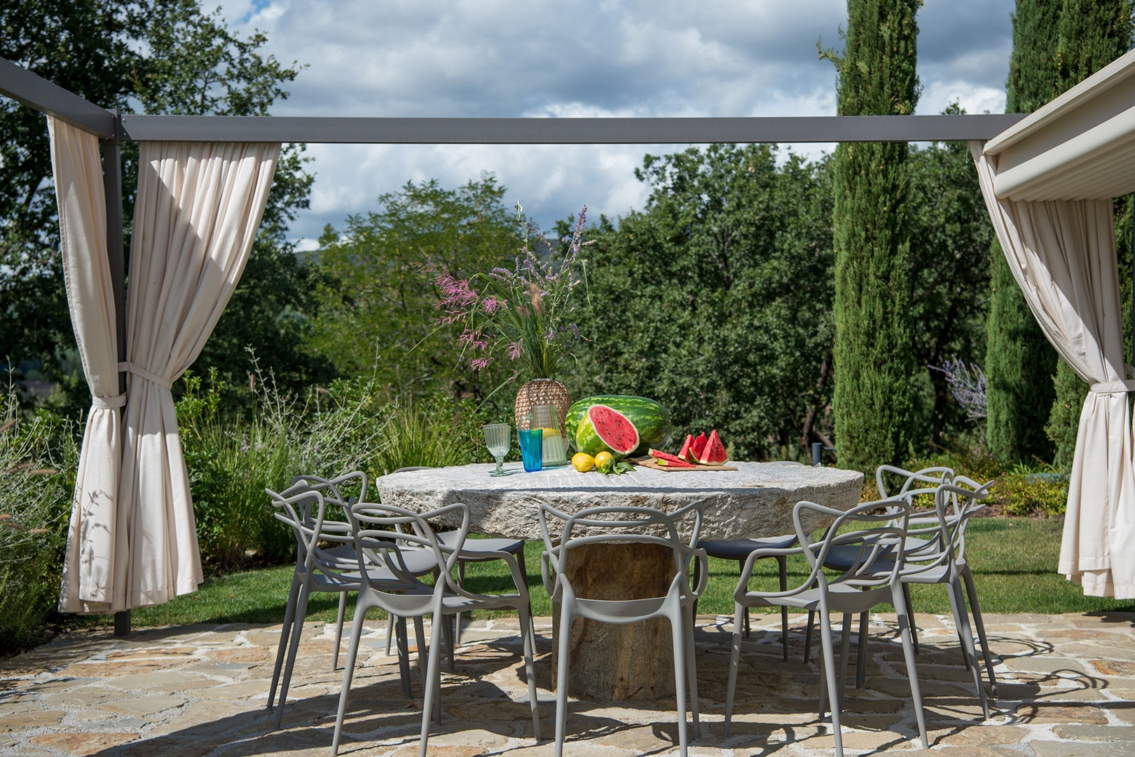 Poolside dining for 8