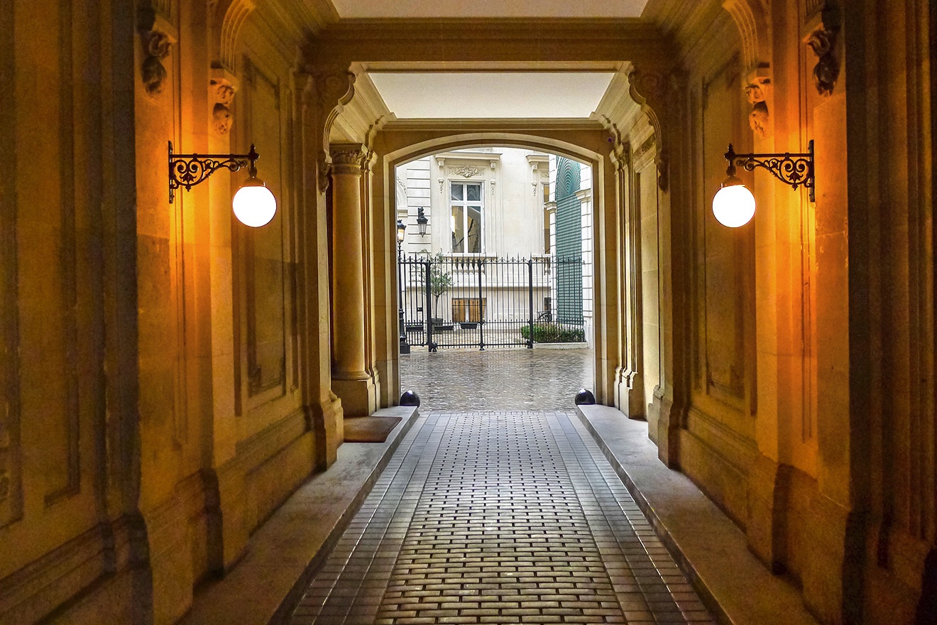 Elegant Haussmann style entrance to the Morgon