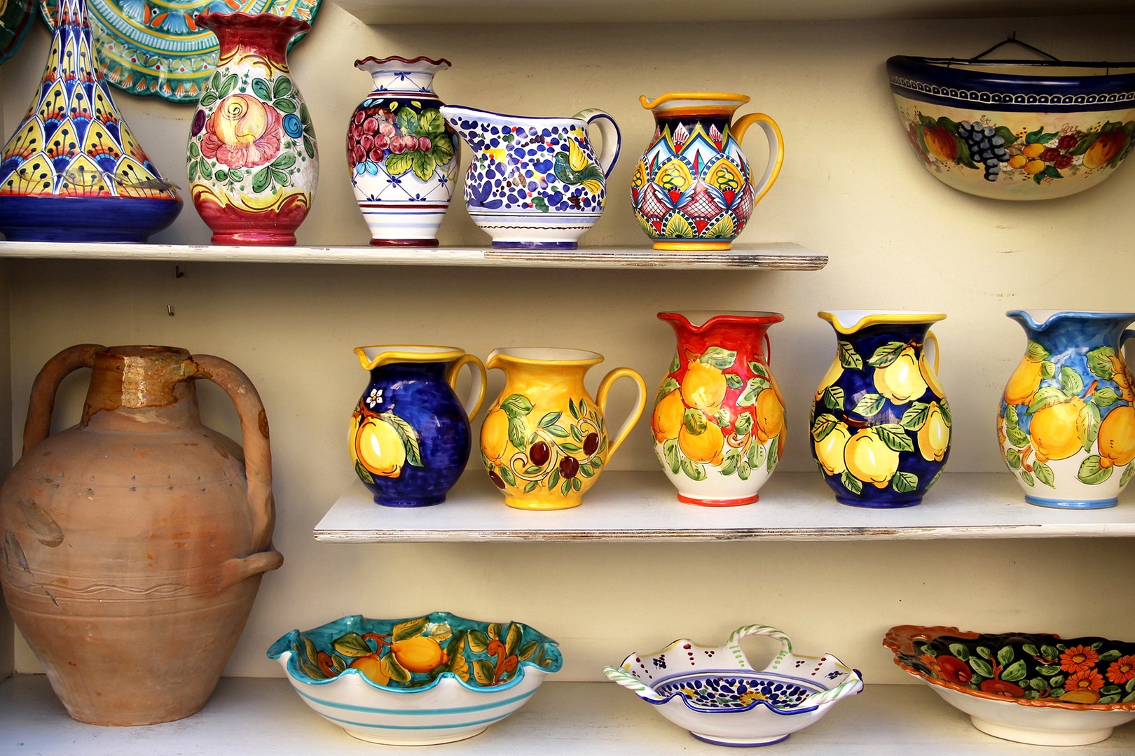 Shop for traditional ceramics.