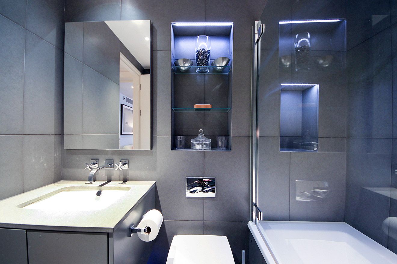 Relax with a bath after a long day exploring London!