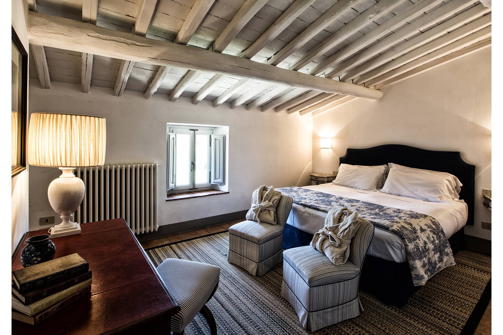 Beautiful cottage bedroom  with en suite bathroom.