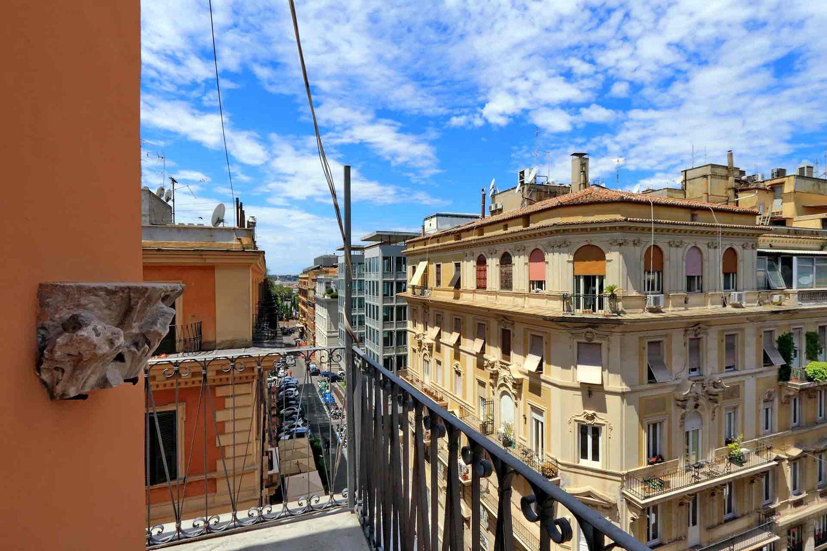 Start your day with the sights and sounds of Rome!