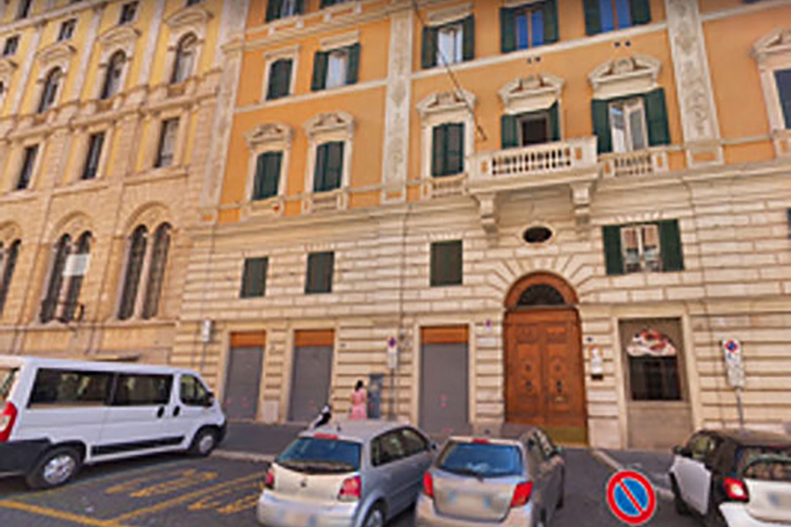 The fine palazzo where the Verdi apartment is situated.
