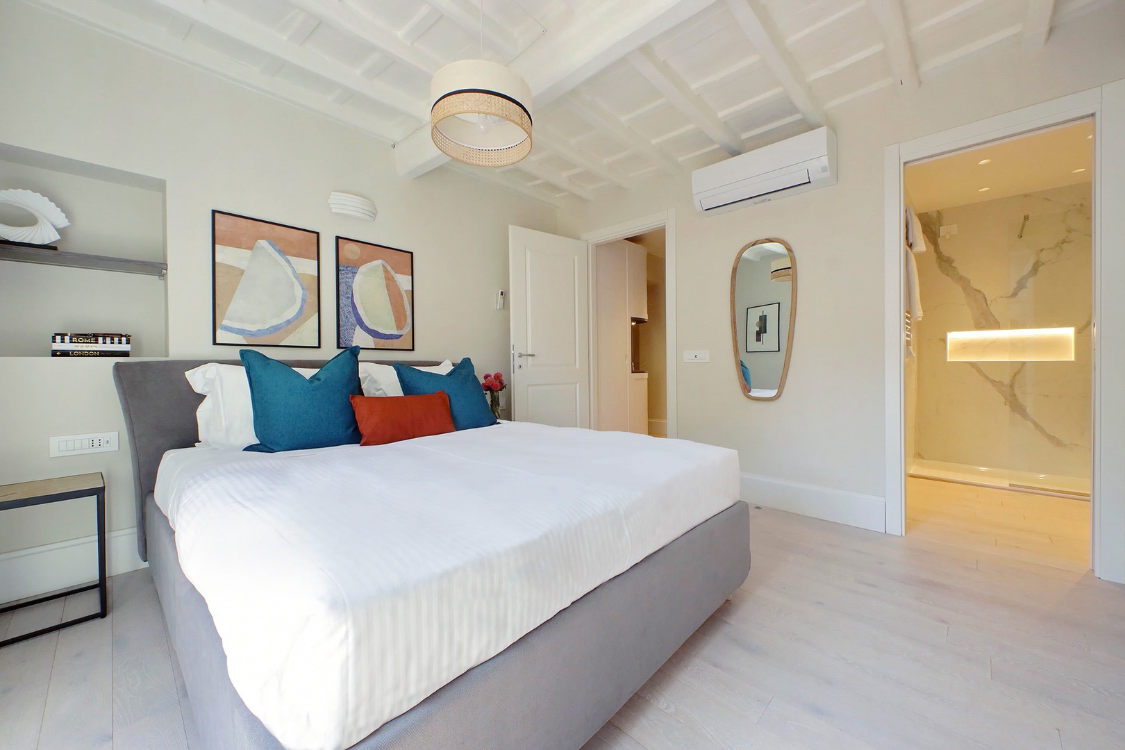 Bright and relaxing bedroom 1.