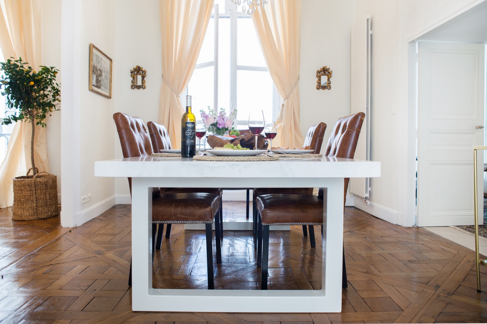 Enjoy meals in the gorgeous dining room with plenty of space to entertain.