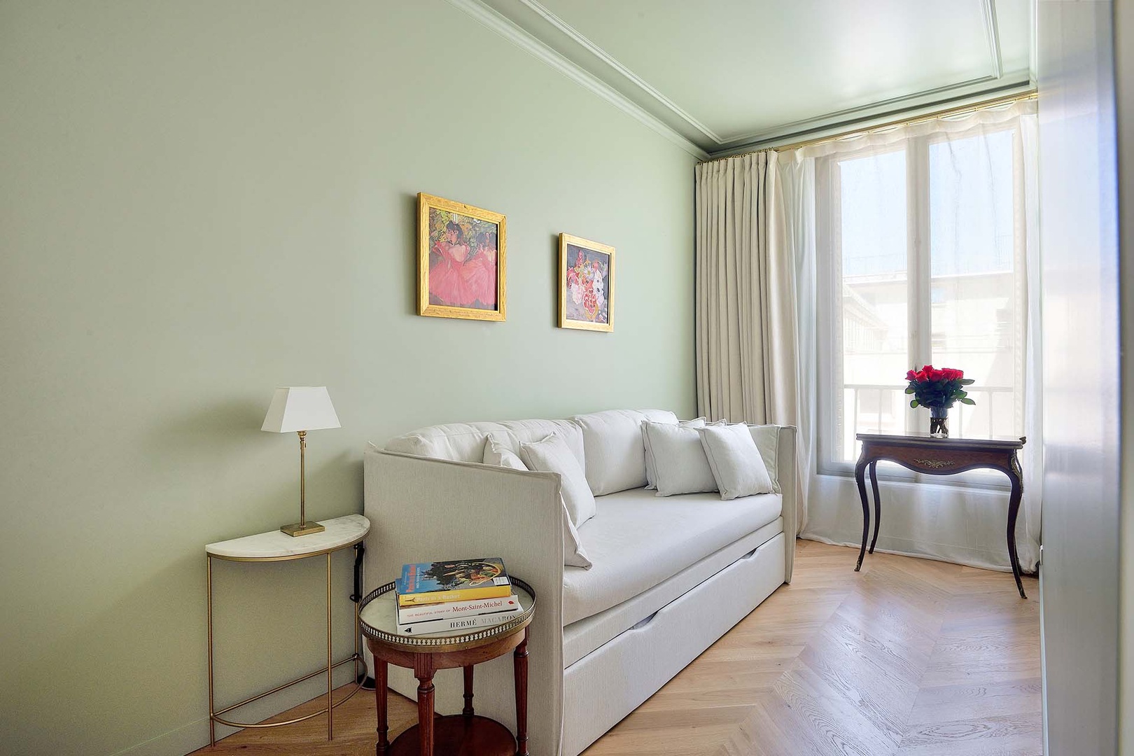 Bedroom 2 features a Napoleon III writing desk circa 1860.