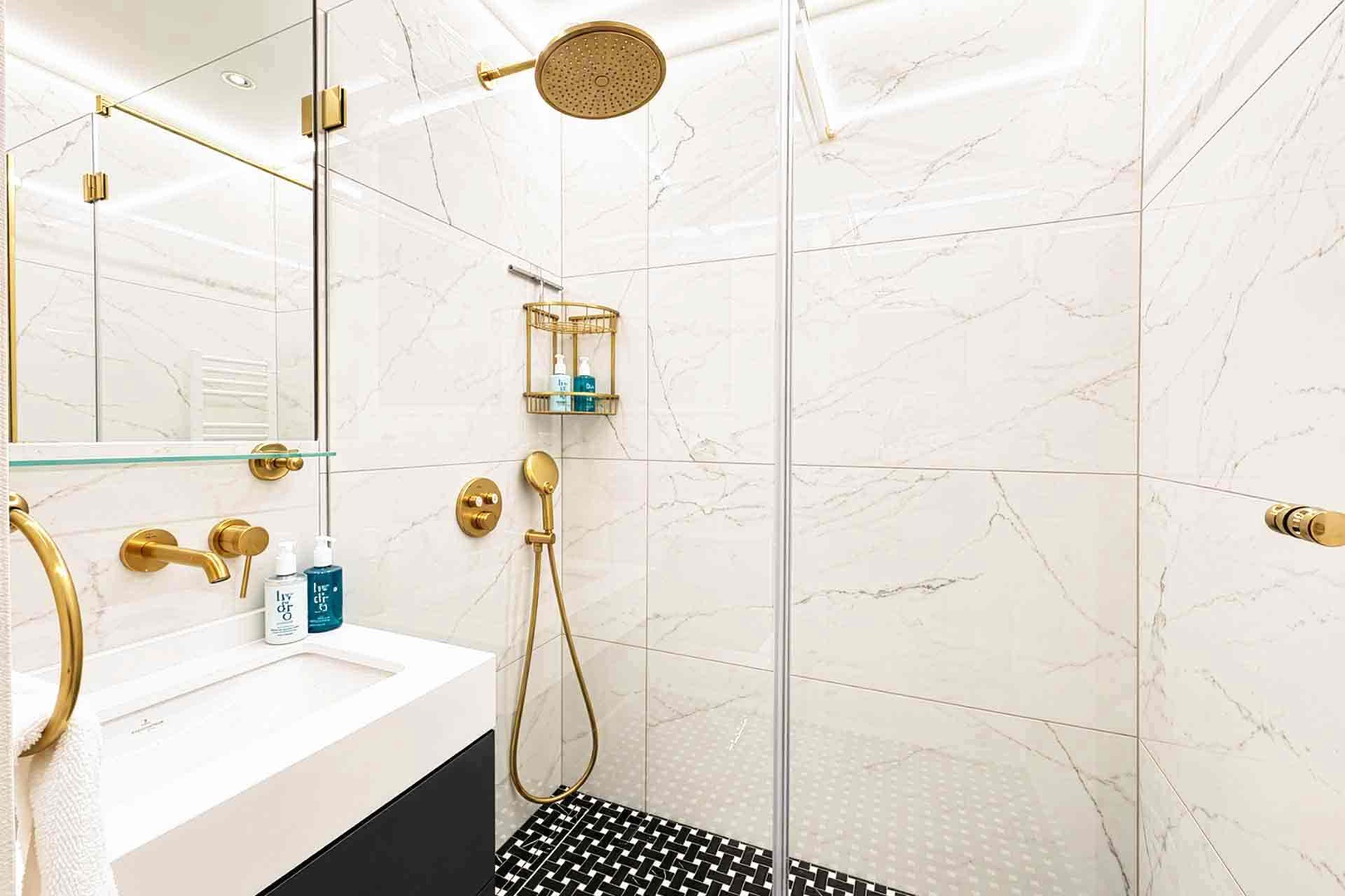 Large shower in bathroom 2.