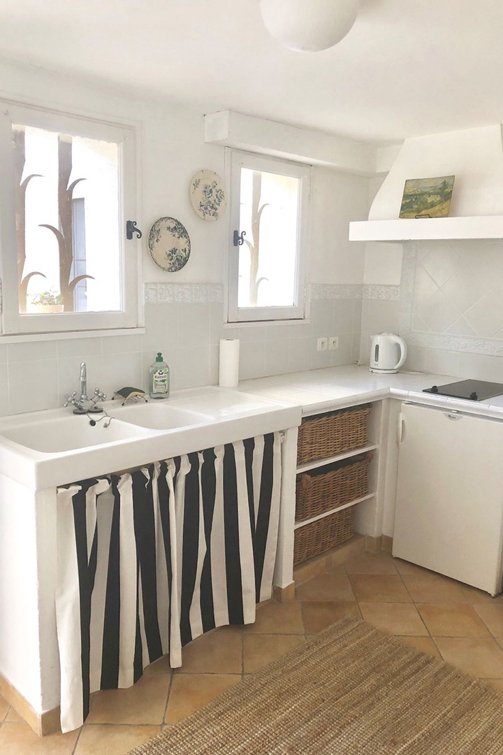 The second kitchen in Petite Maison is an added convenience