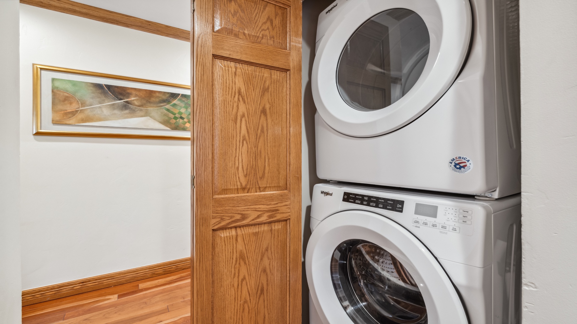 Your in-unit washer and dryer means you can pack light and keep your wardrobe fresh throughout your entire stay—laundry convenience without leaving home.