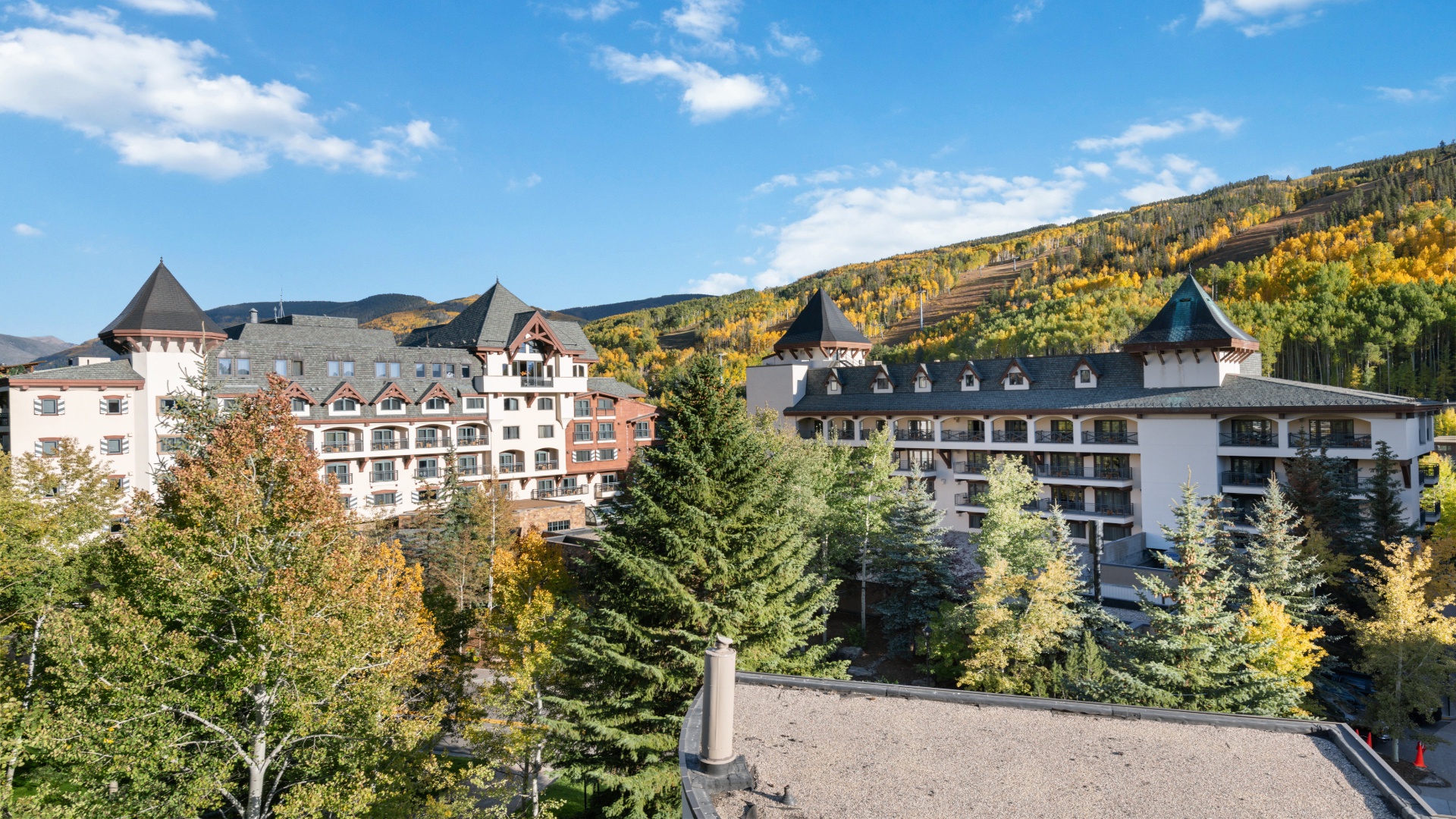 vailspa-fall-1340_53232800995_o