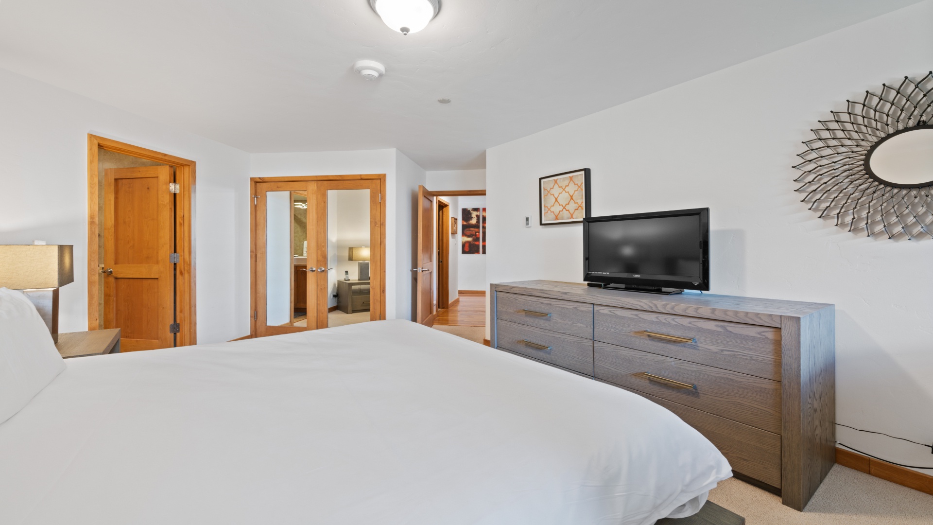 vailspa-109-1090_53230320306_o