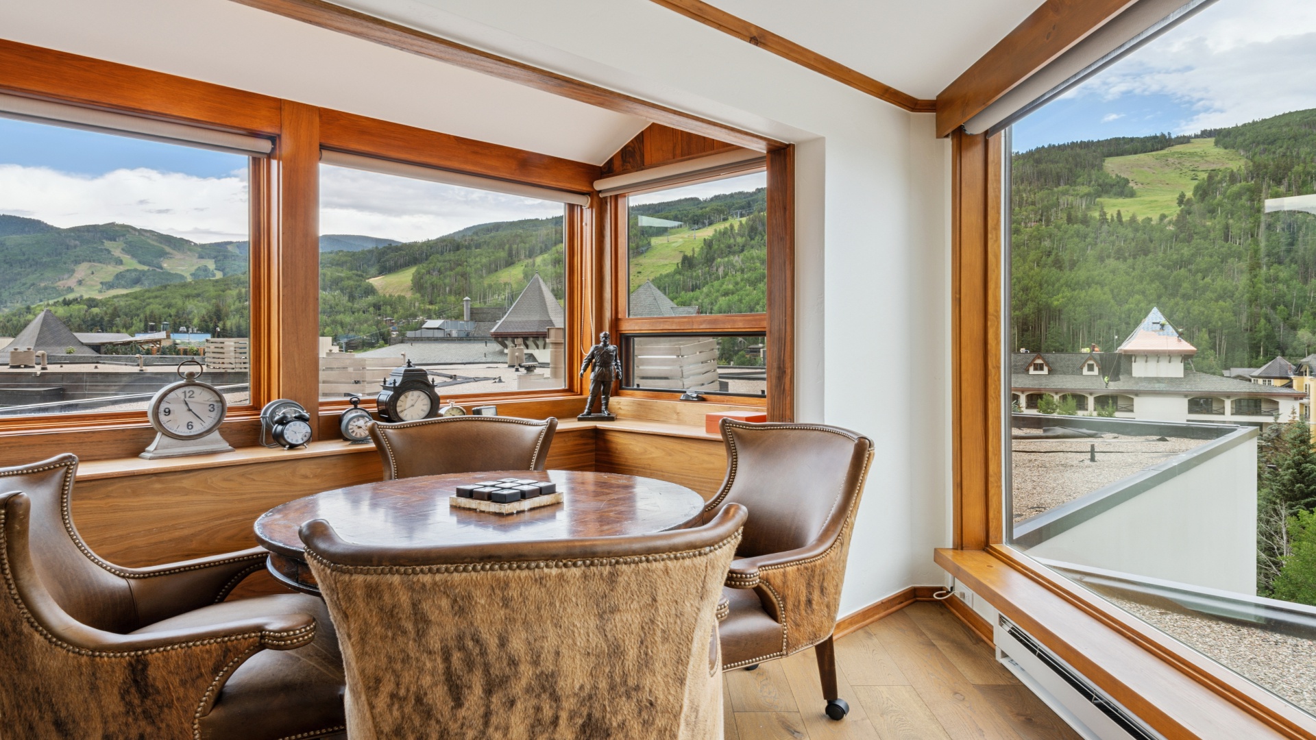 vailspa-700-6110_54670258256_o