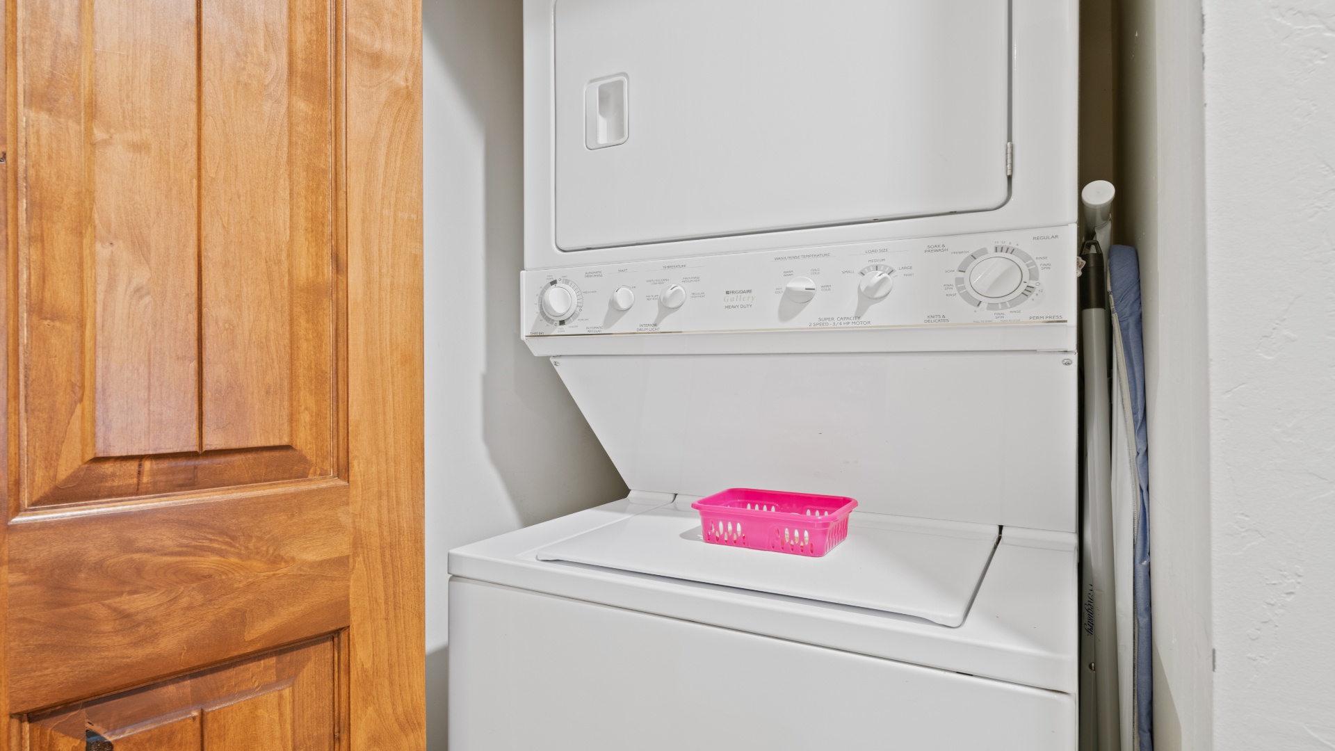 No more searching for laundromats—your unit includes a convenient washer-dryer combo, making it easy to pack light and keep clothes fresh.