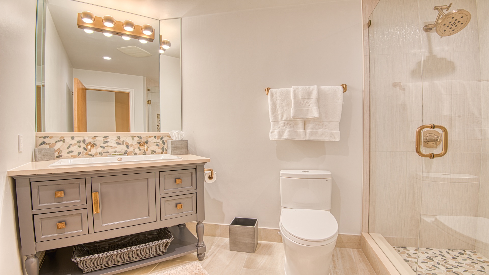 vailspa-206_8114-bath1_50830455481_o
