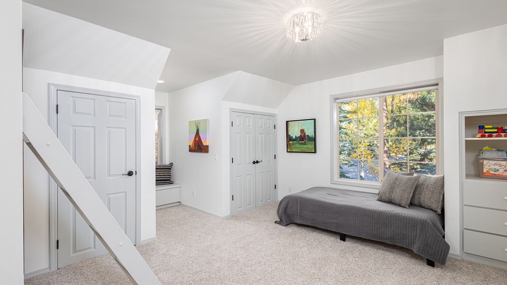 Bunk room