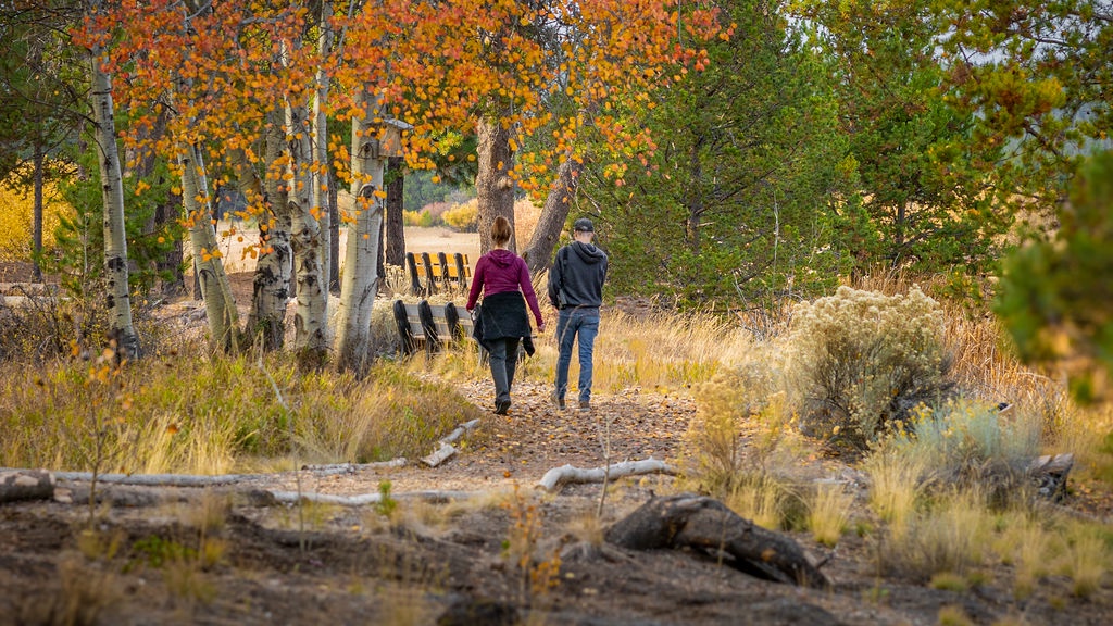 Sunriver_Fall_16x9--13