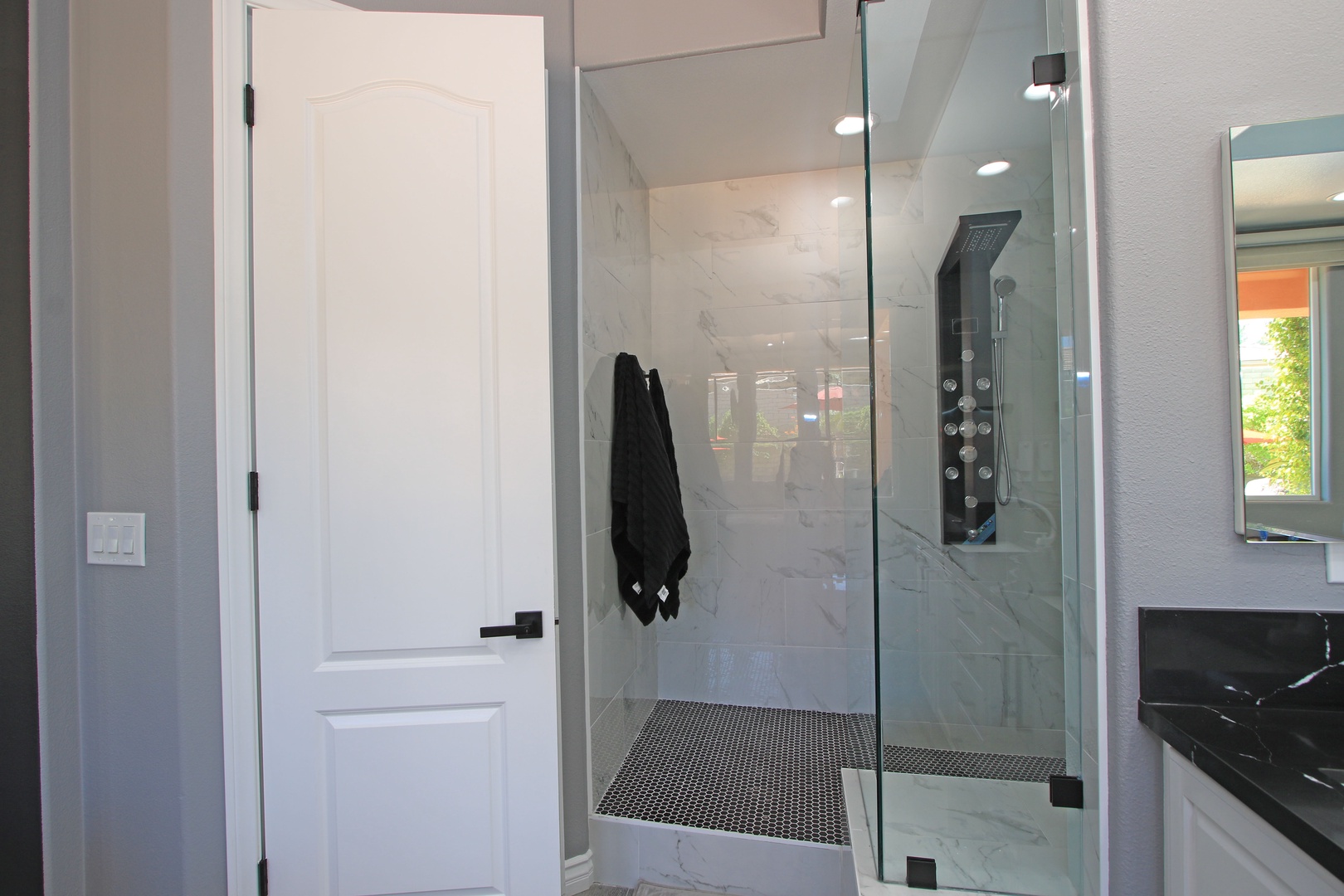Walk-In Jetted Shower