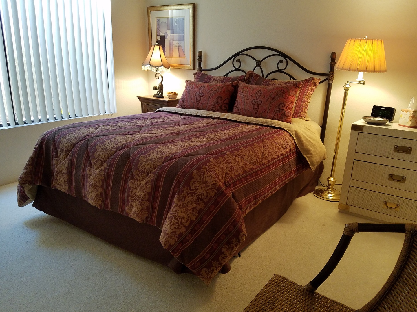 Guest Bedroom with Queen Bed