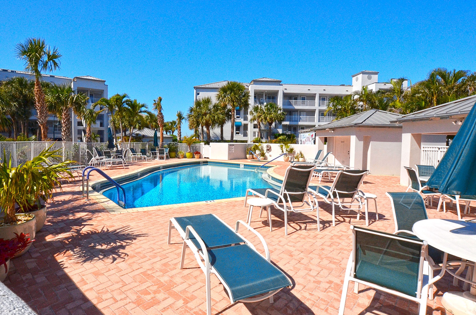 Riverbend Community Swimming Pool