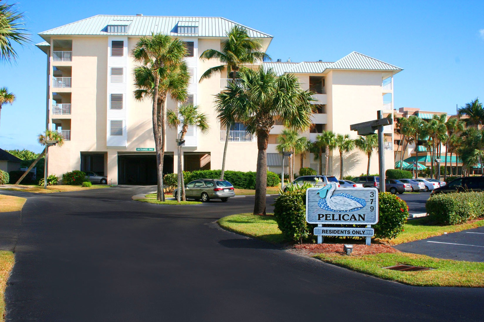 Pelican Condominium Entry