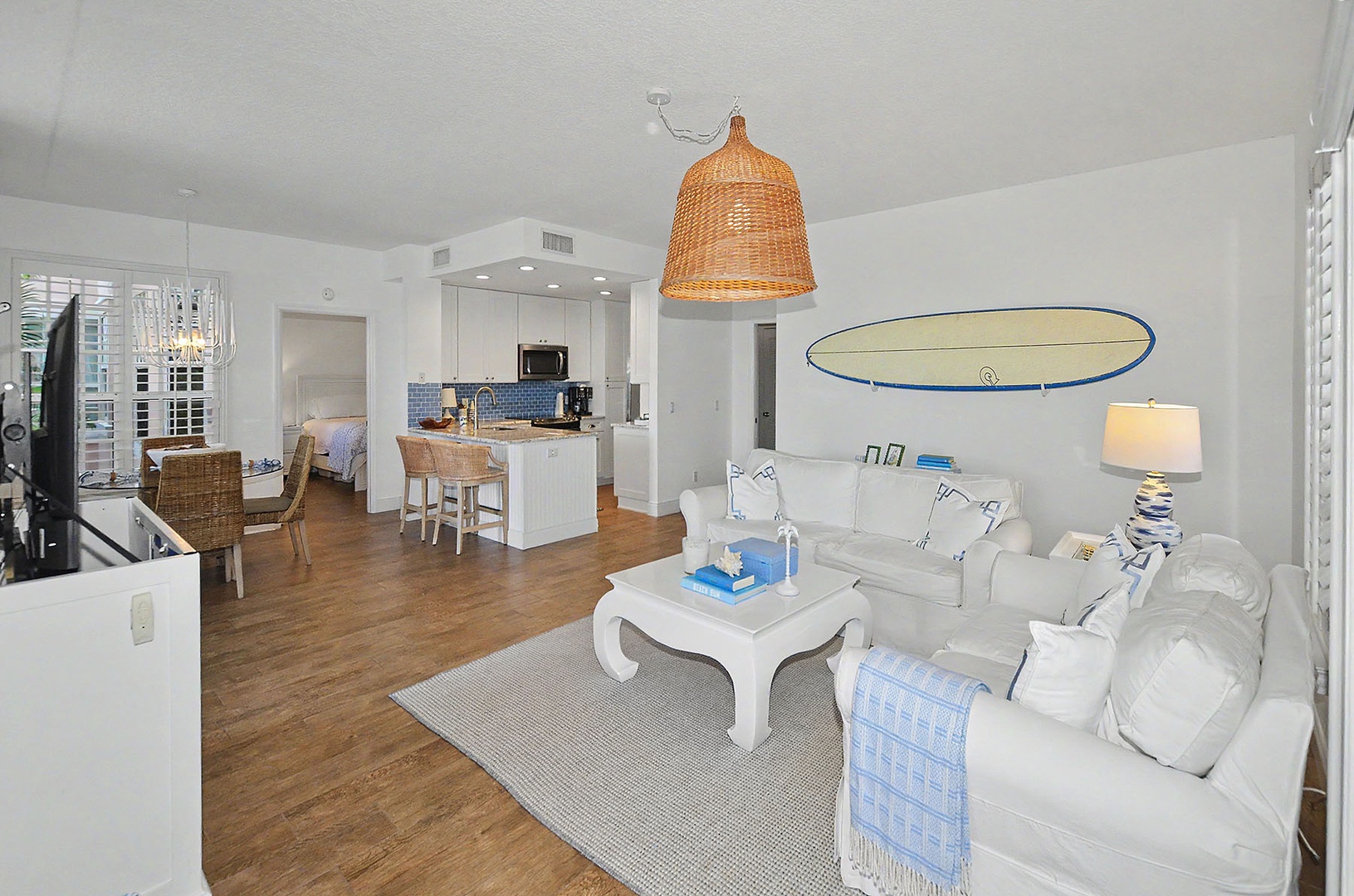 Living / Kitchen