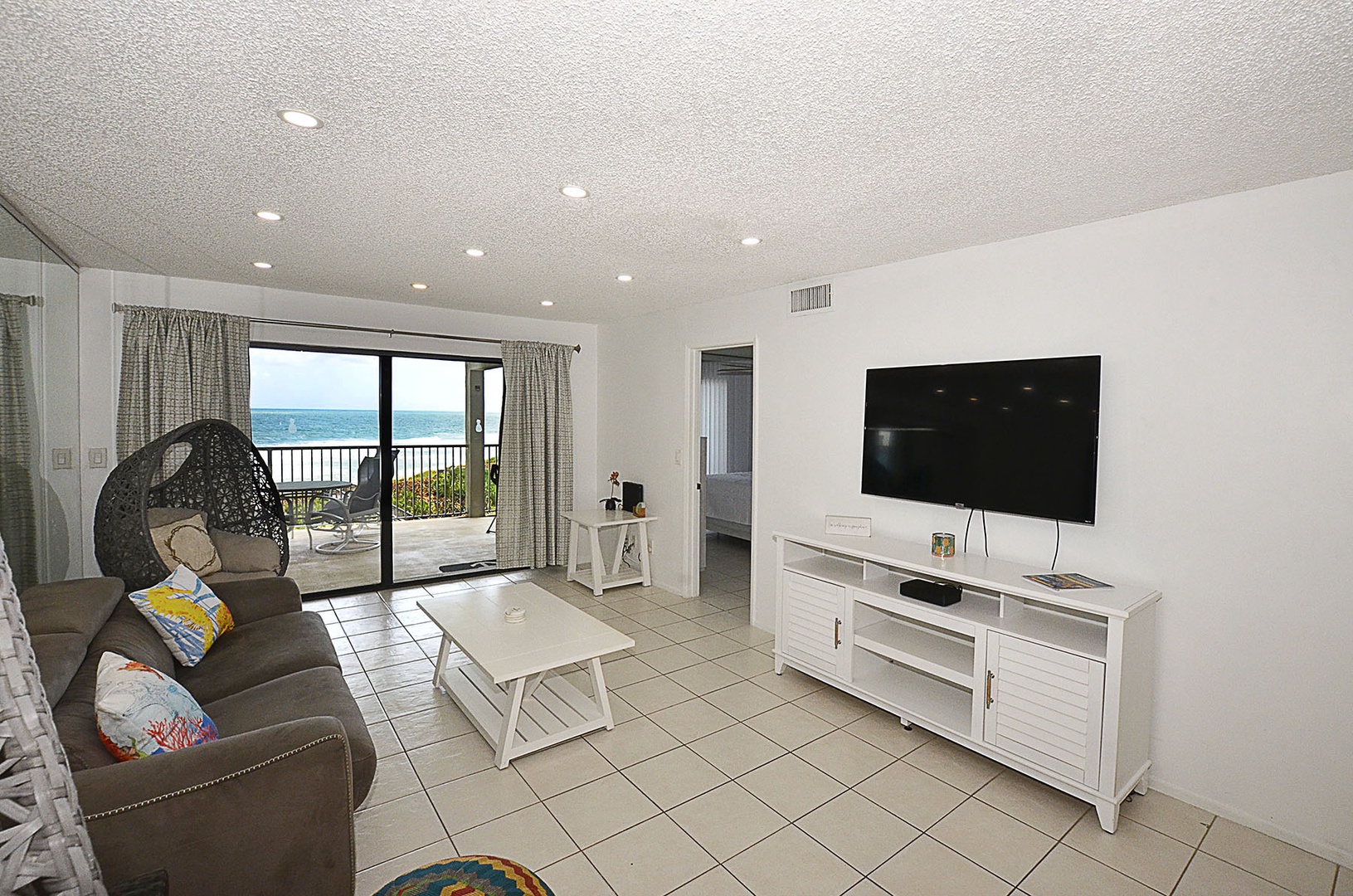 Living Room with direct Balcony access