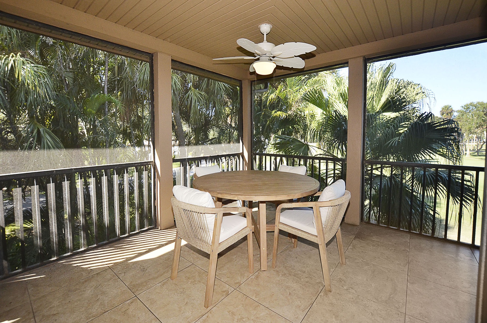 Balcony Dining corner
