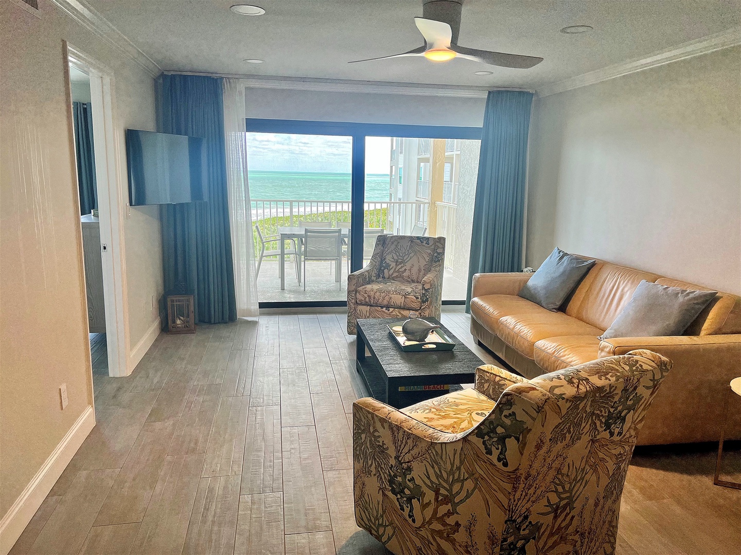 Living Room with direct Balcony access