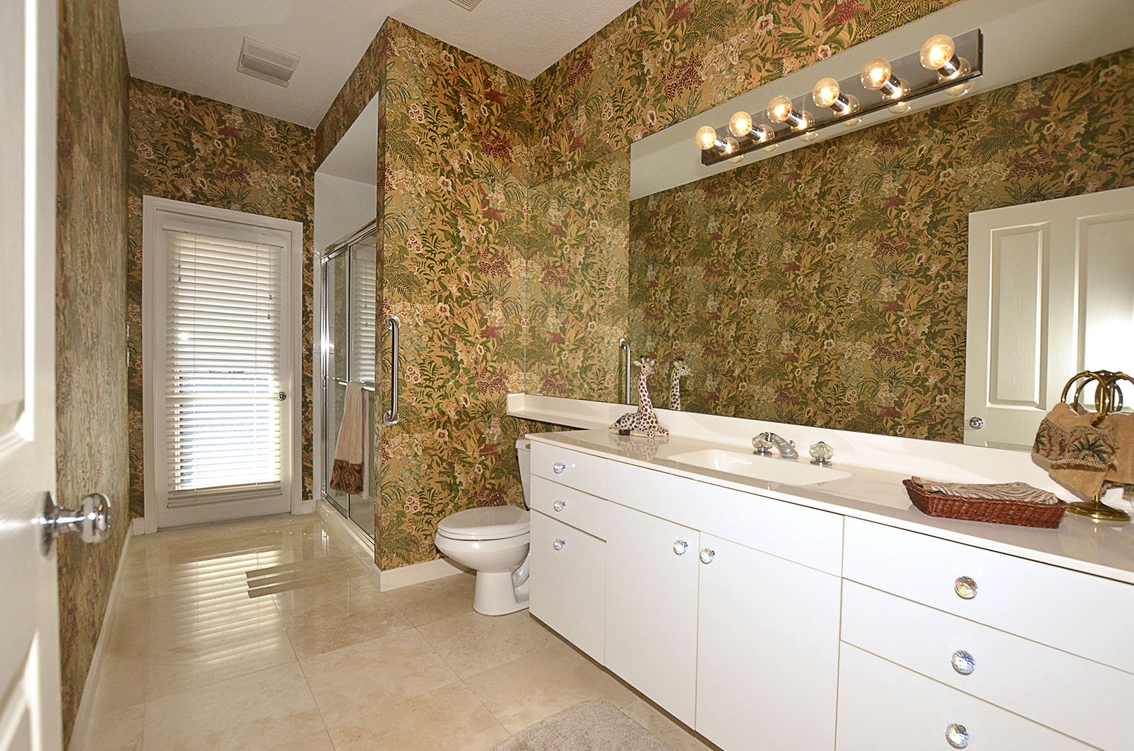 Guest Bathroom with pool deck access
