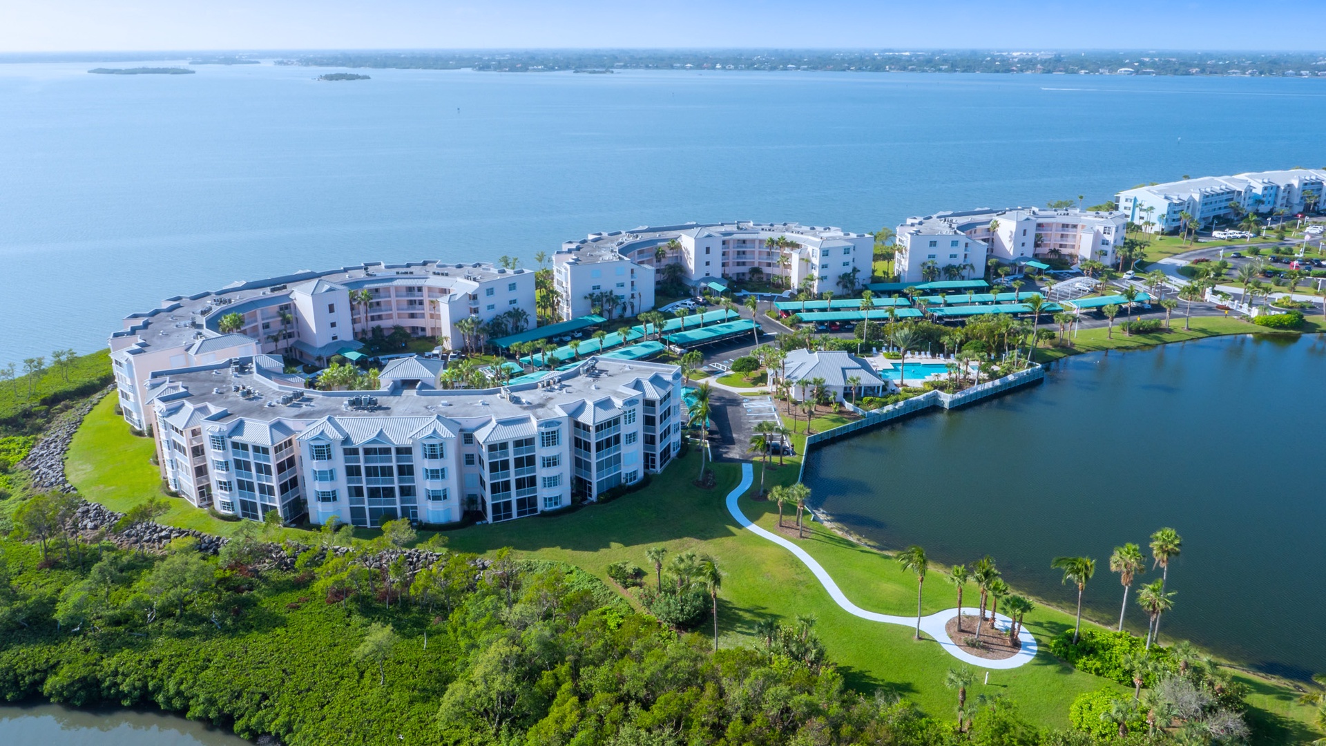 Bayview Wide Water Riverfront Location