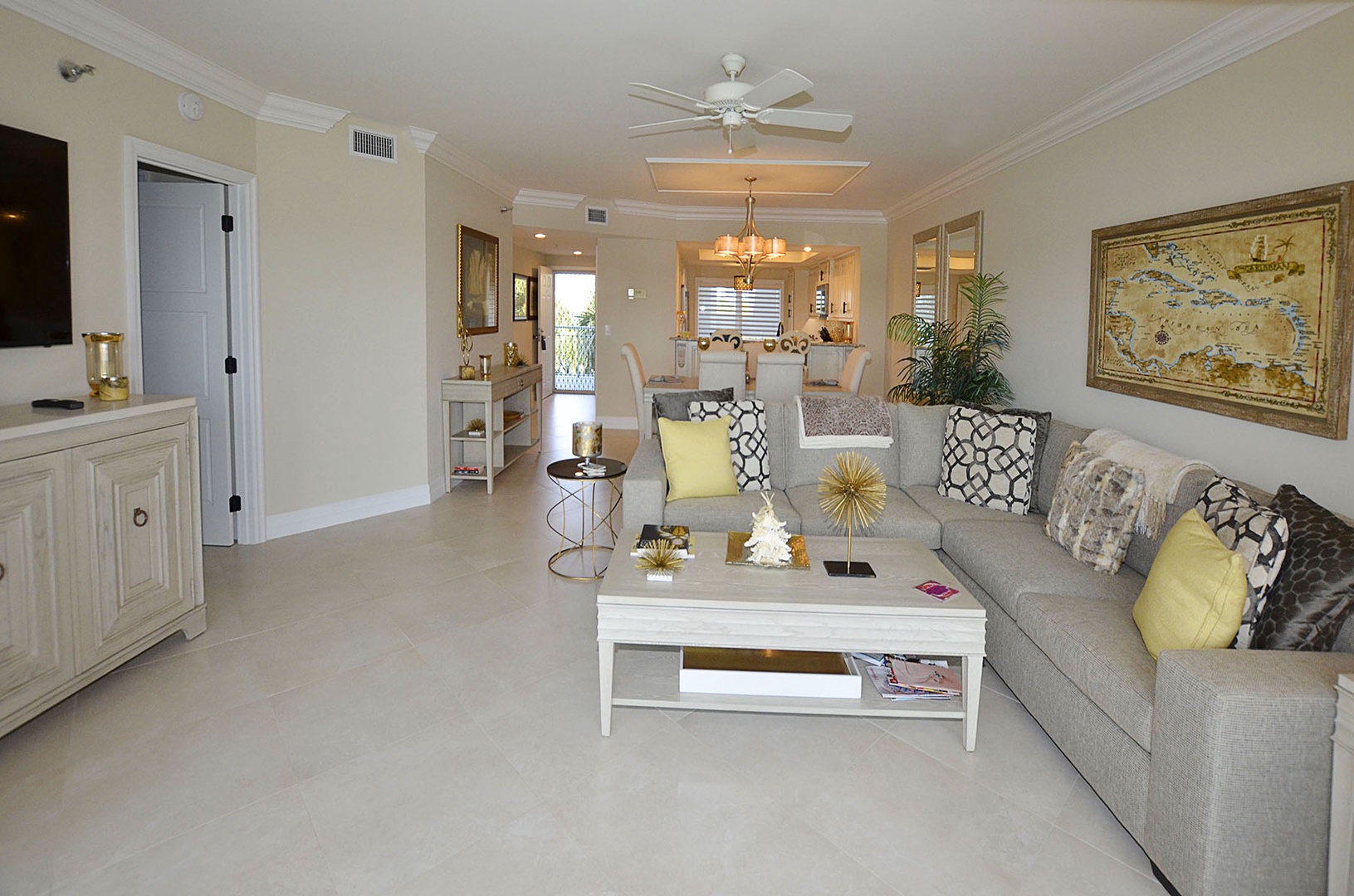 Living  / Dining / Kitchen