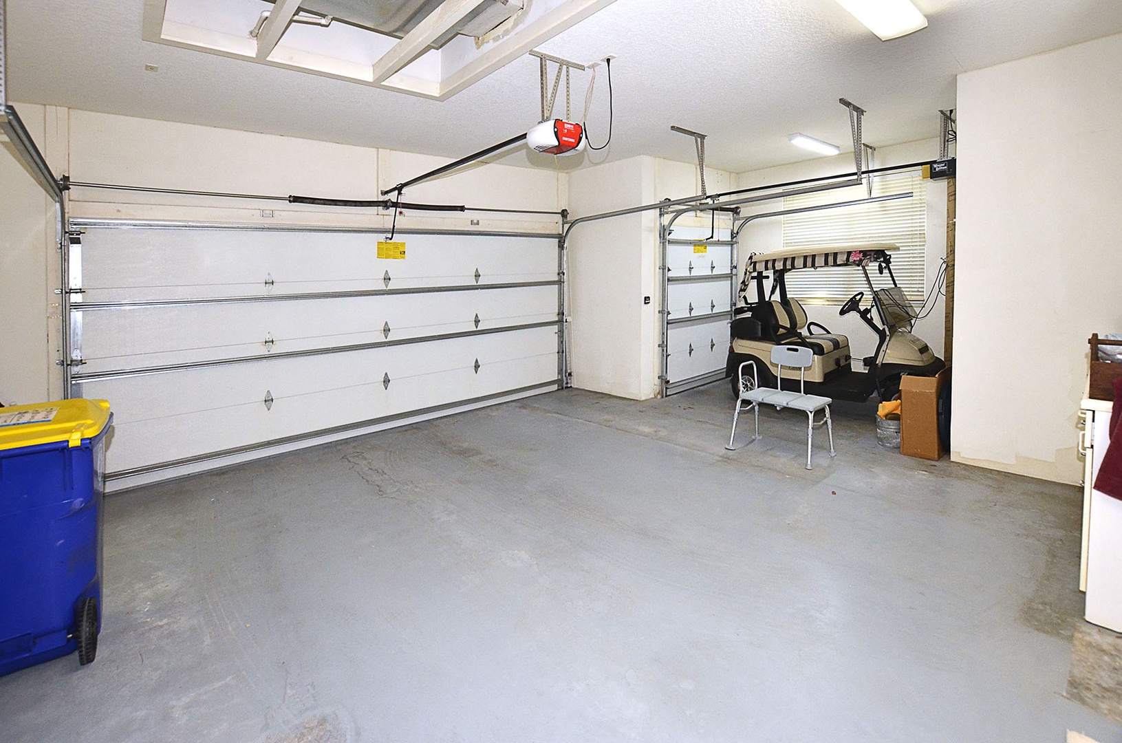 2-Car Garage