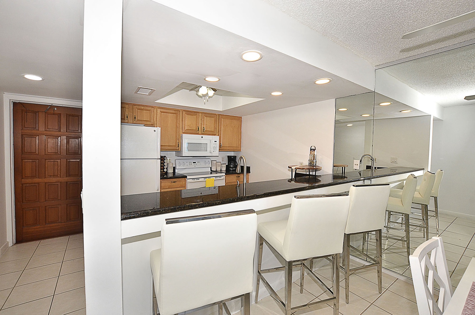 Breakfast Bar at Kitchen