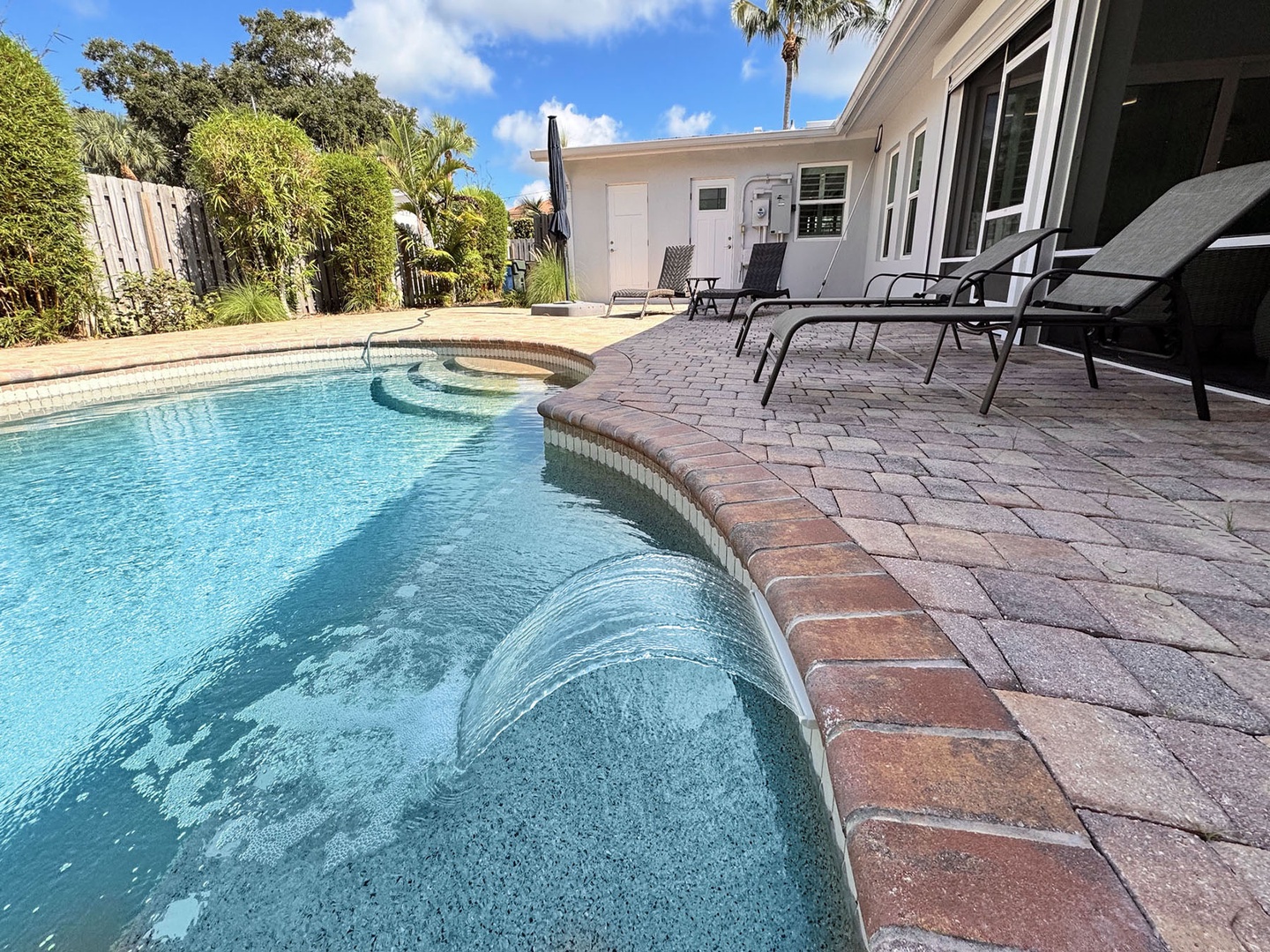 Swimming Pool with Fountain Feature