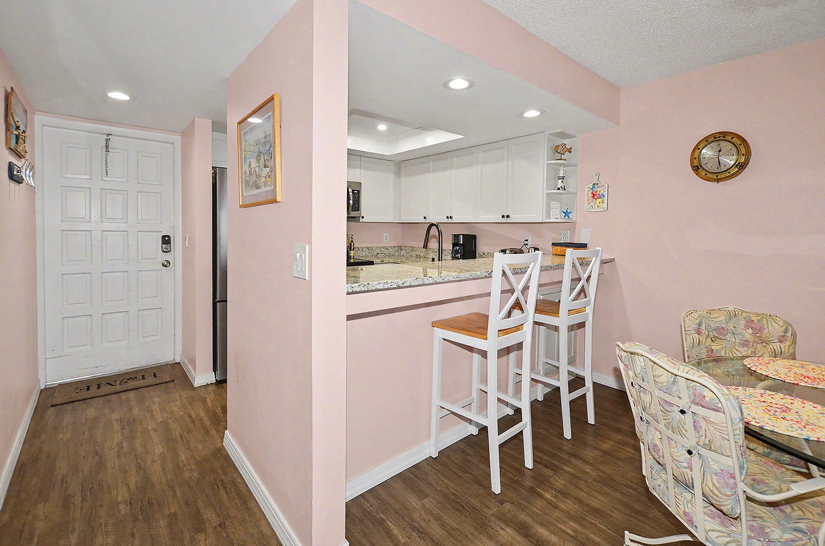 Kitchen breakfast bar with seating