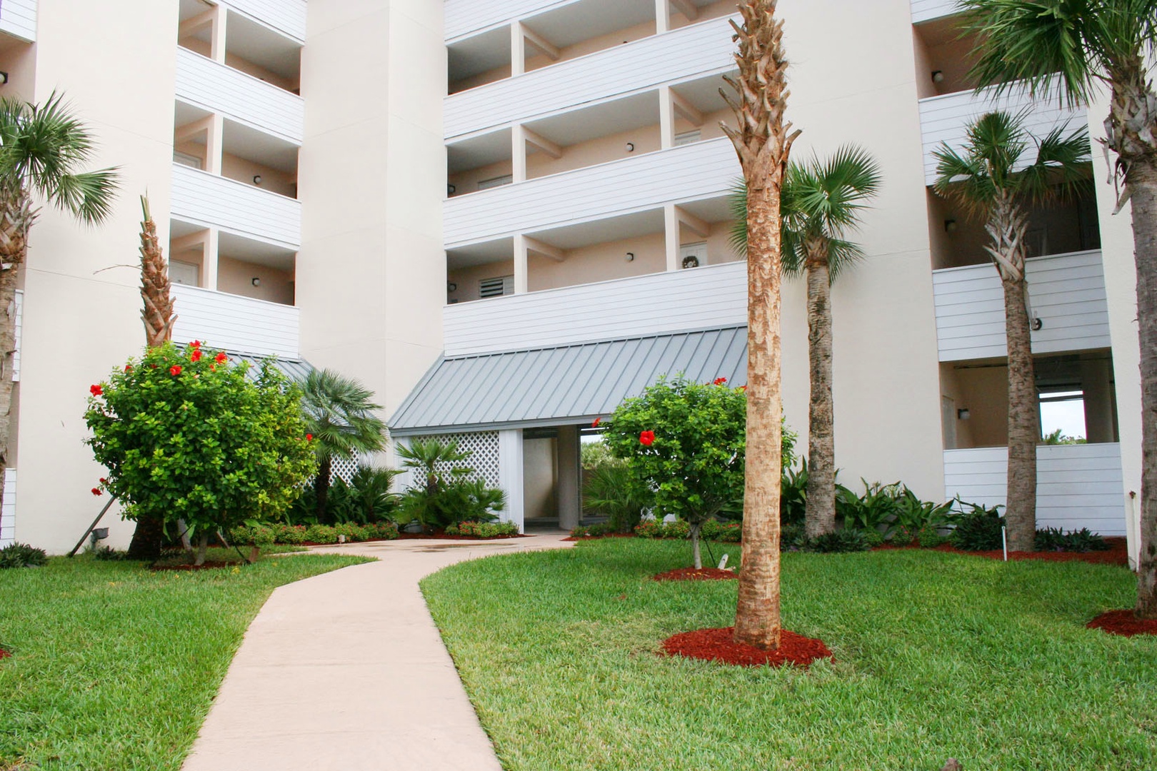 Pelican Condominium Entry