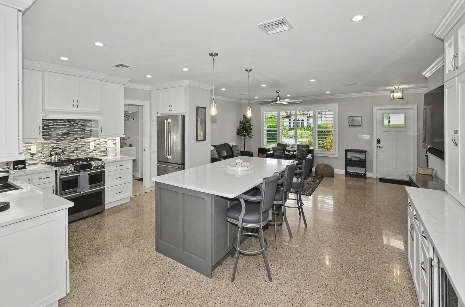Kitchen / Living