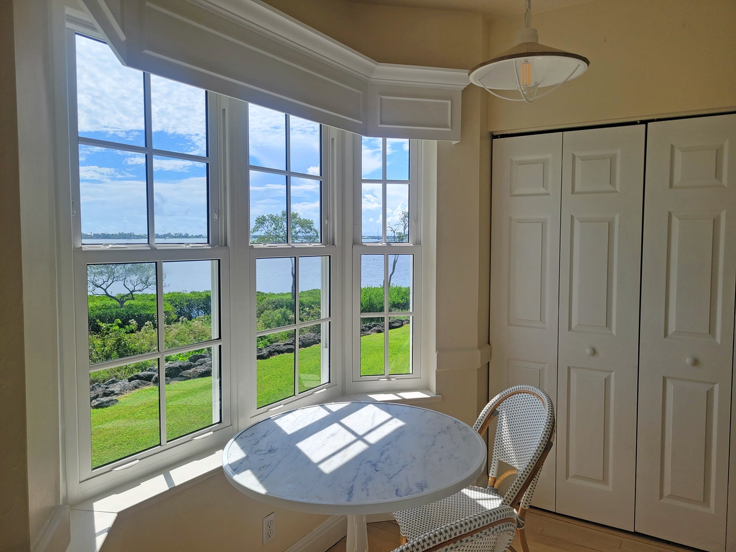Kitchen Breakfast Nook