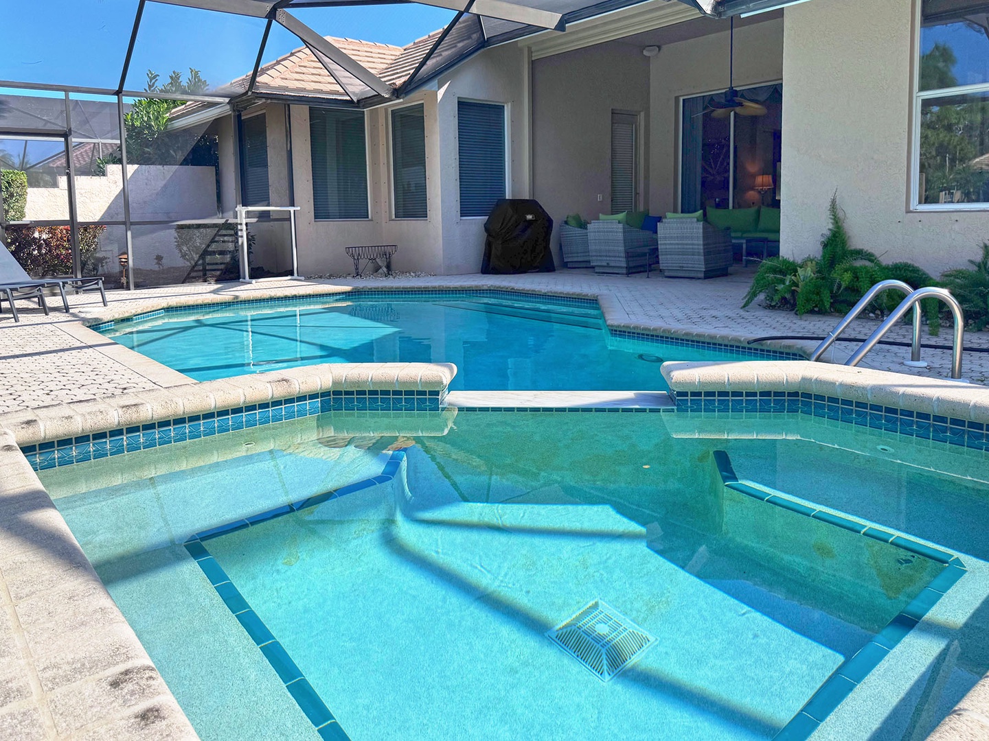 Let's turn on the jets & relax!