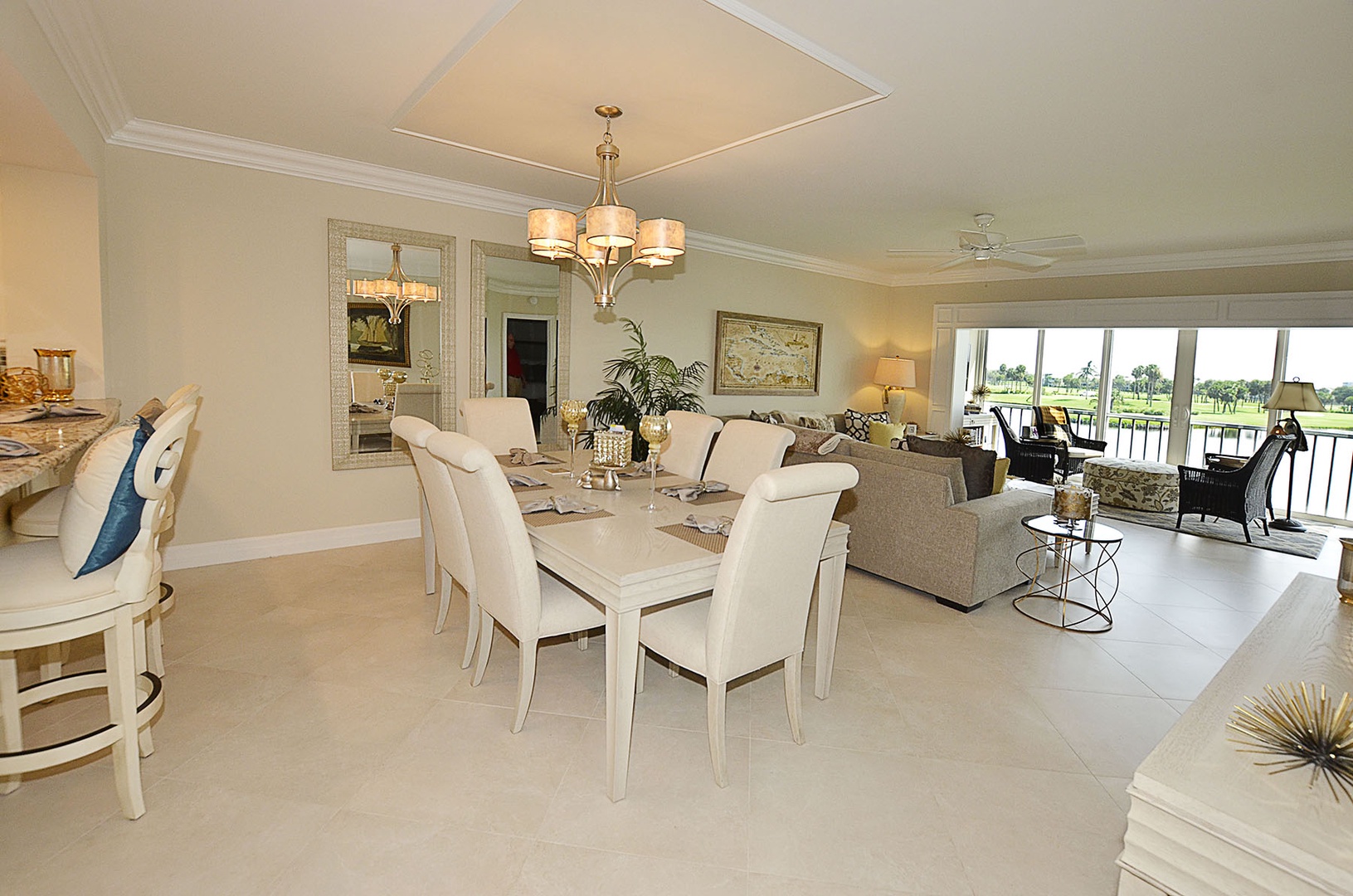 Dining / Living / Balcony