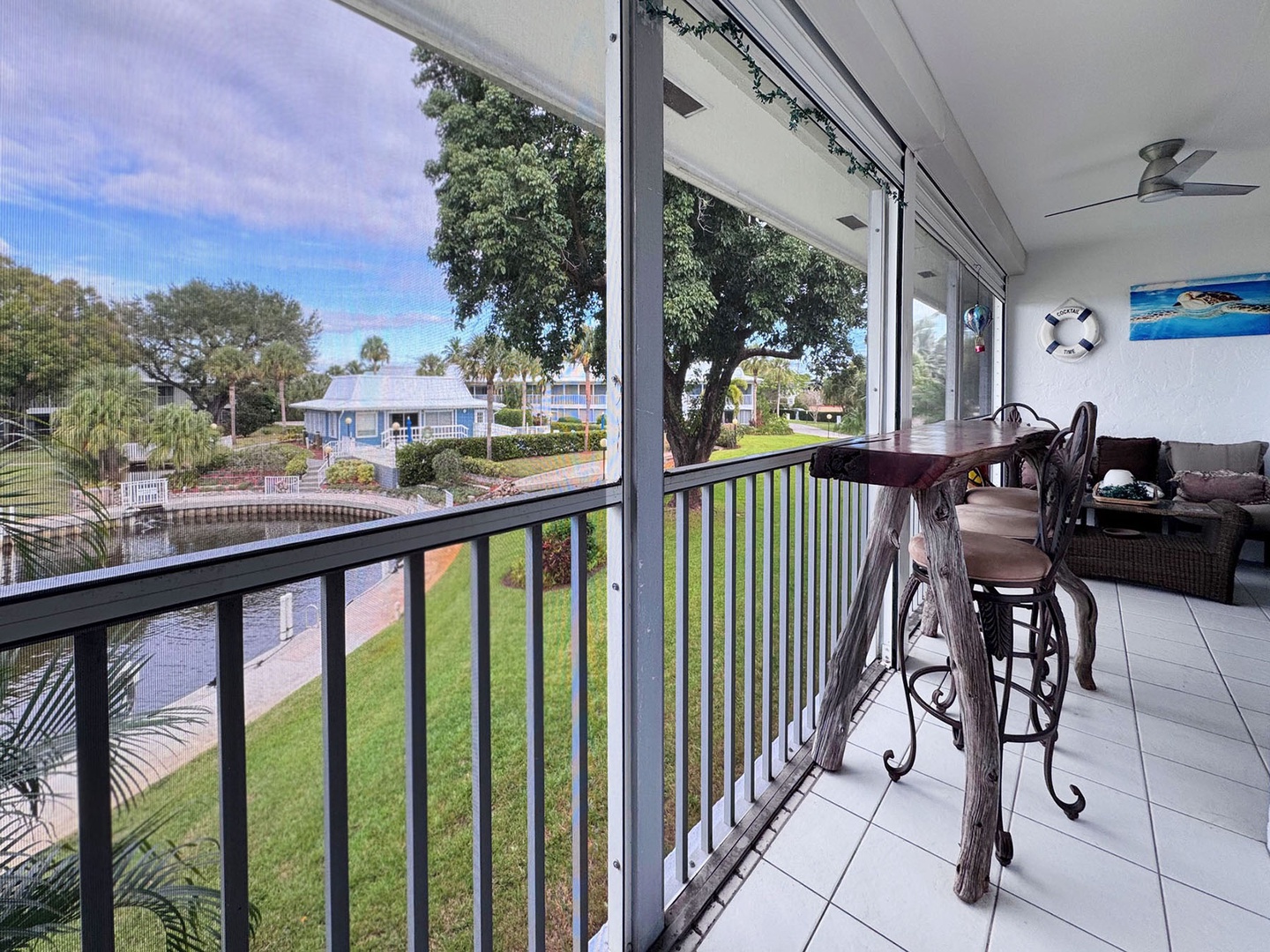 Balcony View to canal front