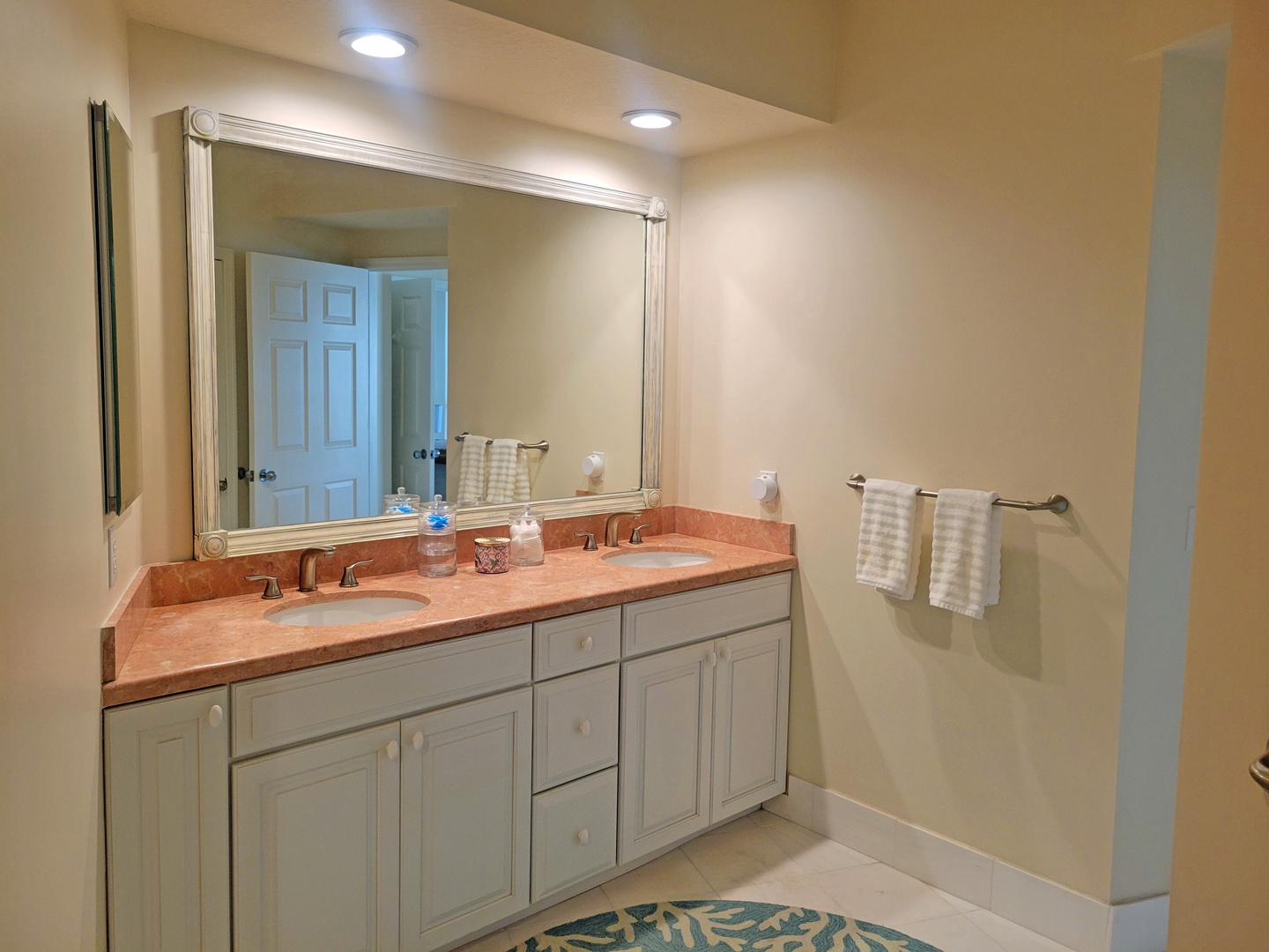 Primary Bedroom Ensuite Bathroom