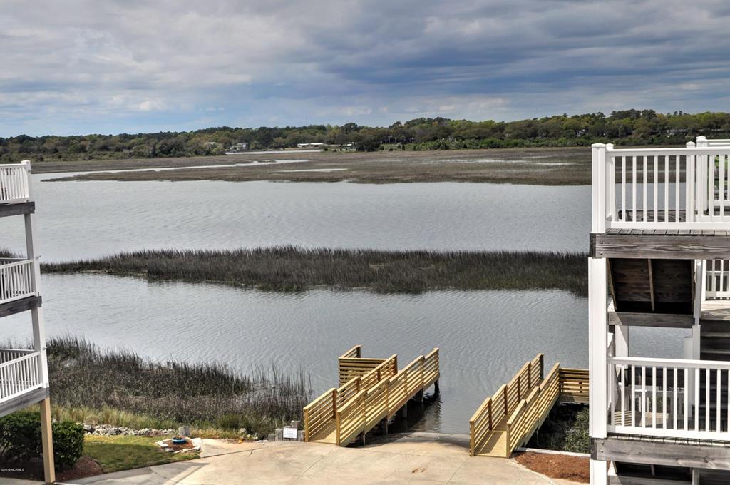 Dockside Landing Boat Ramp