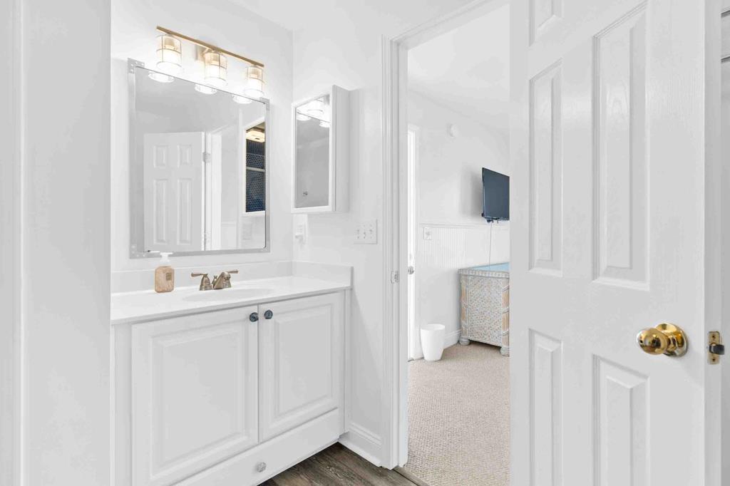 Bedroom 1 Private Bath