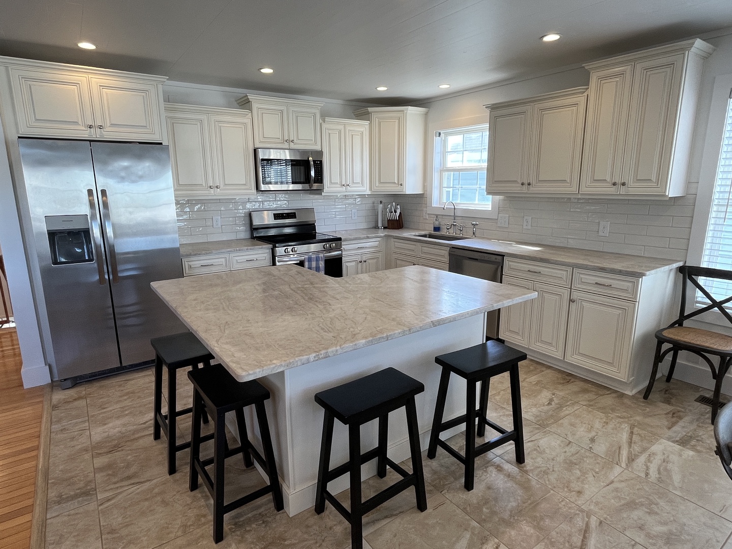 11 - kitchen