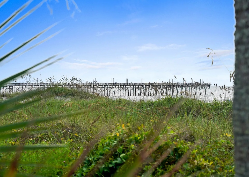 Ocean Isle Beach fishing pier