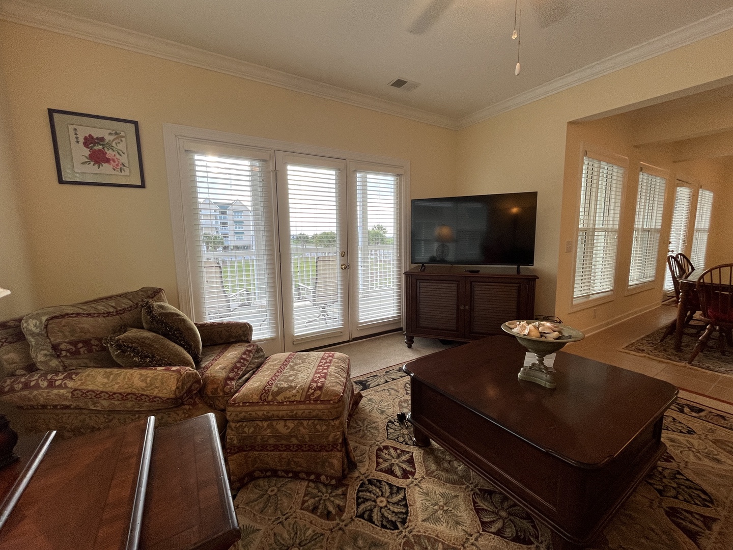 22 - living area