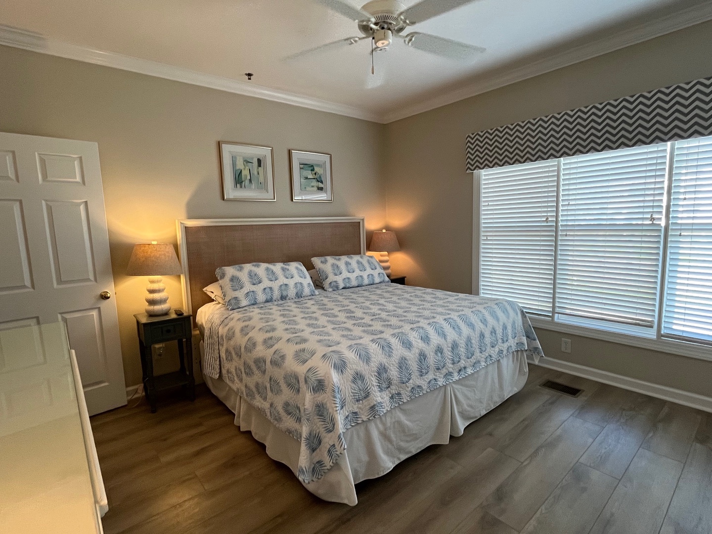 IMG_6457 - bedroom 1 - king