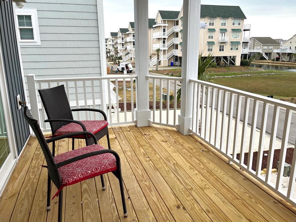 Street Side Deck